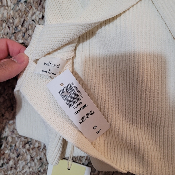 *nwt* aritzia wilfred cayenne top - Picture 2 of 6
